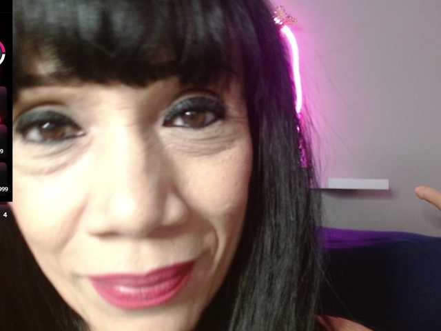 CharlotteLemke's BongaCams show and profile