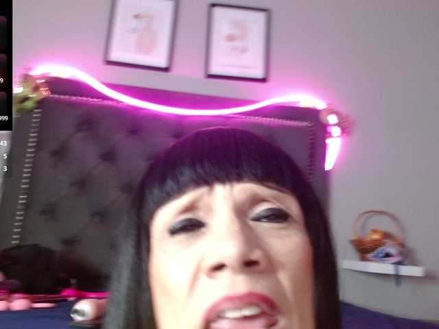  CharlotteLemke chat room