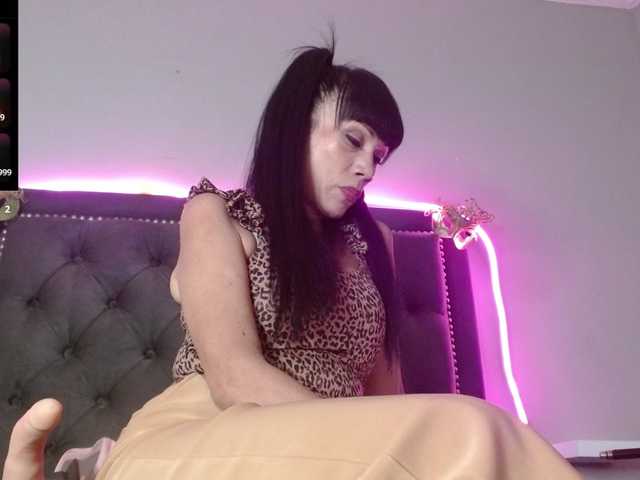 CharlotteLemke's BongaCams show and profile