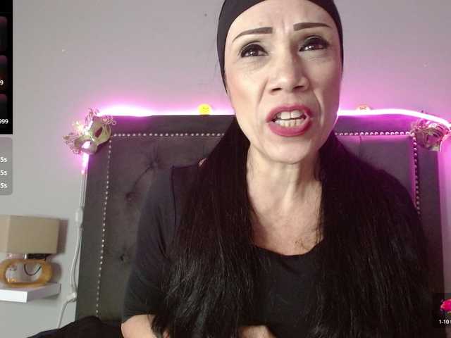 CharlotteLemke's BongaCams show and profile