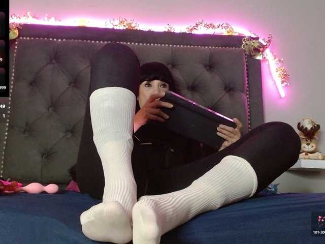 CharlotteLemke's BongaCams show and profile