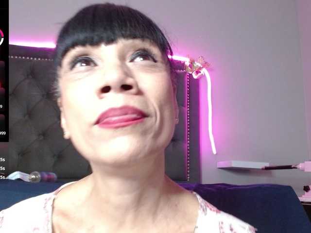 CharlotteLemke's BongaCams show and profile