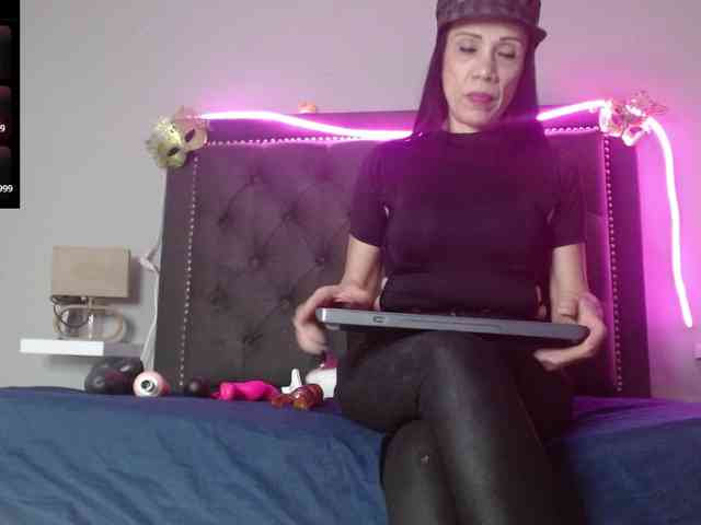 CharlotteLemke CharlotteLemke