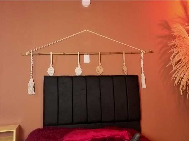 jacki-O's BongaCams show and profile