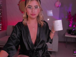 AnnaBrooks Porn Show