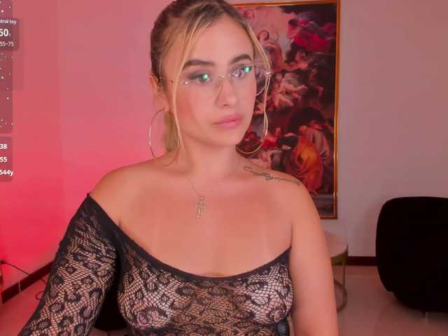 AnnaBrooks's BongaCams show and profile
