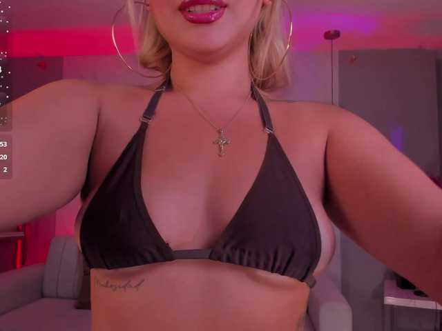 AnnaBrooks's BongaCams show and profile