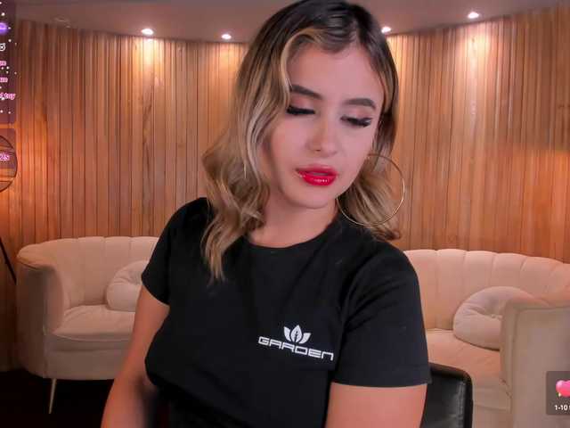 AnnaBrooks on BongaCams