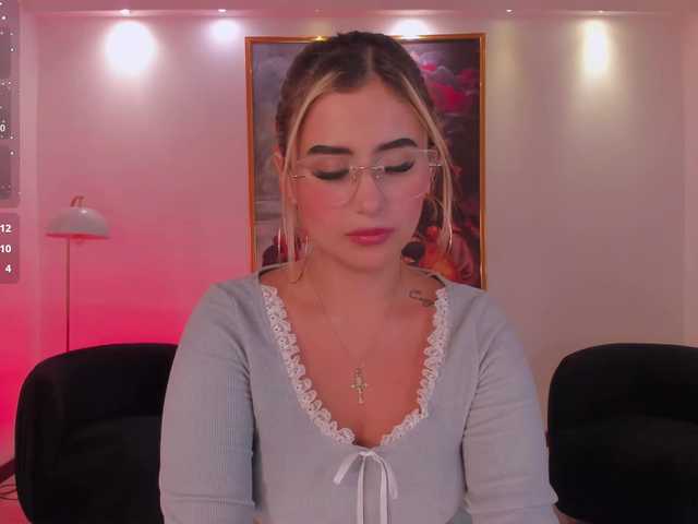 AnnaBrooks's BongaCams show and profile