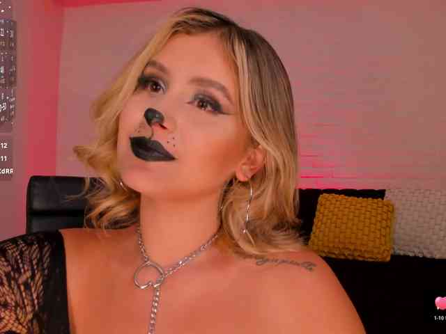 AnnaBrooks webcam