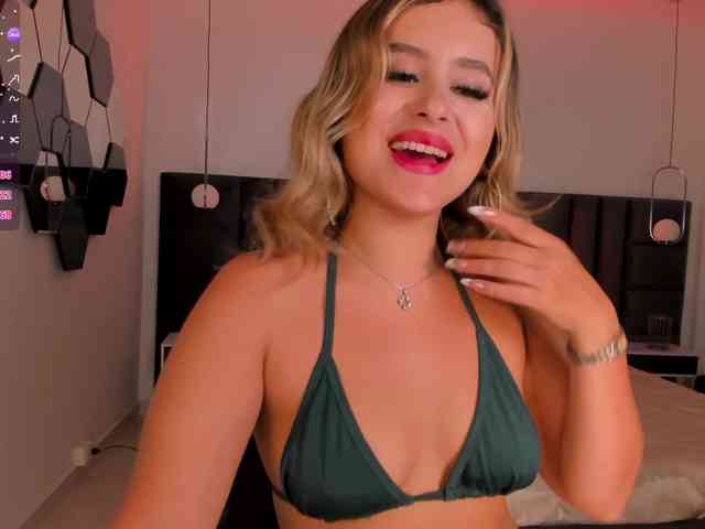 AnnaBrooks webcam