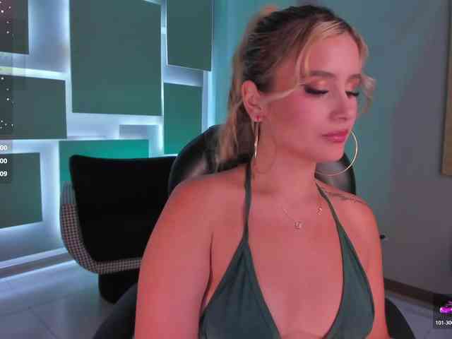 AnnaBrooks AnnaBrooks