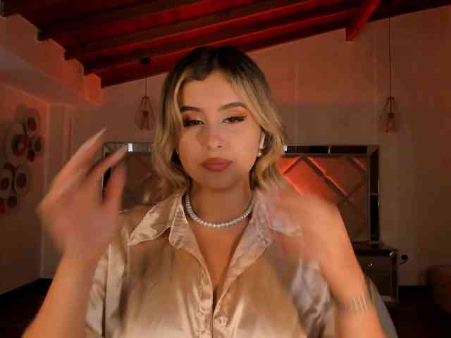 AnnaBrooks webcam