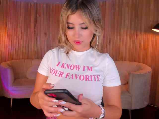 AnnaBrooks webcam