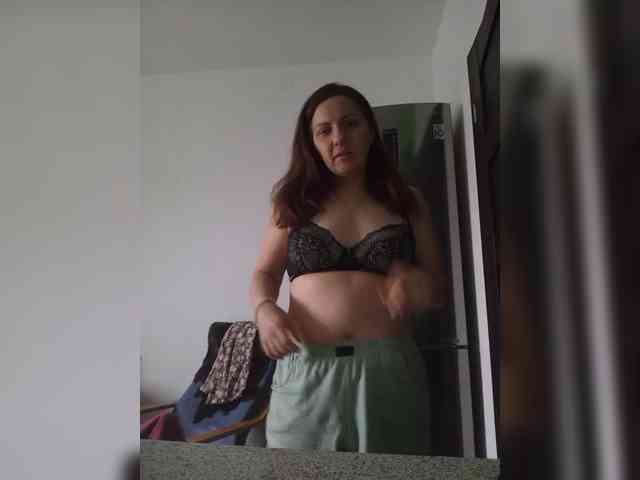 SonyaManya webcam