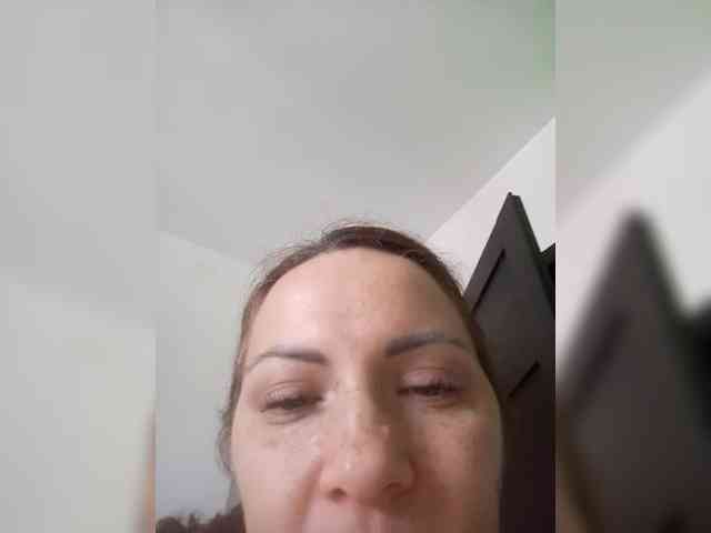 SonyaManya webcam
