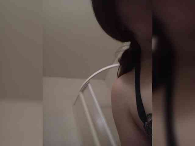 SonyaManya webcam