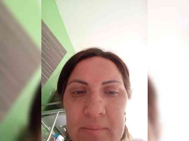 SonyaManya webcam