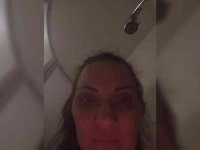 SonyaManya webcam