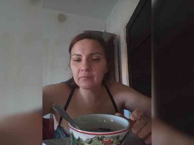 SonyaManya webcam