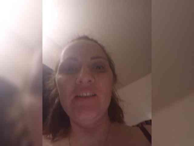 SonyaManya webcam