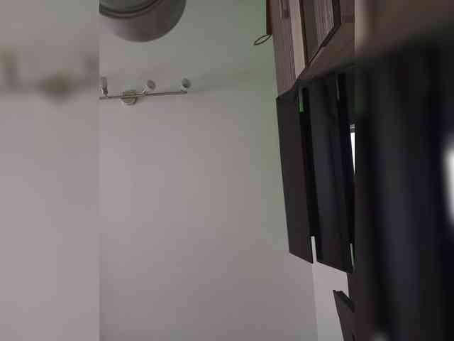 SonyaManya webcam