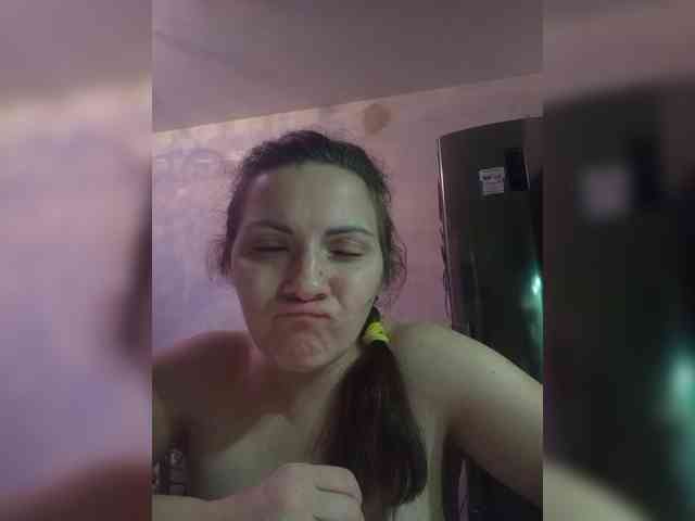 SonyaManya webcam