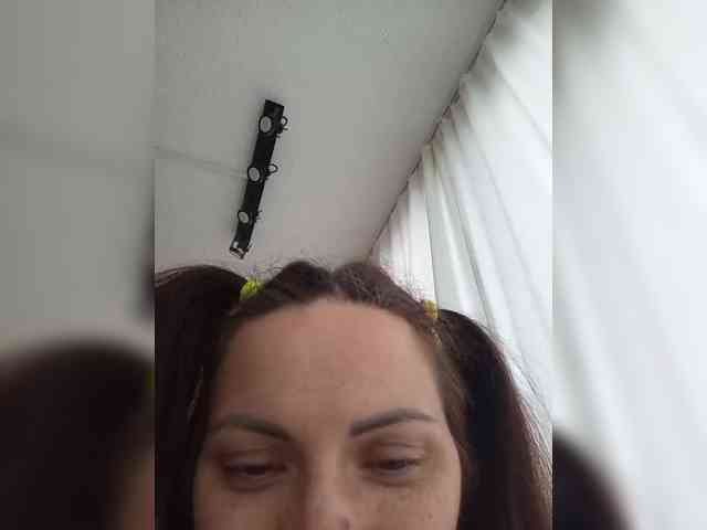 SonyaManya webcam