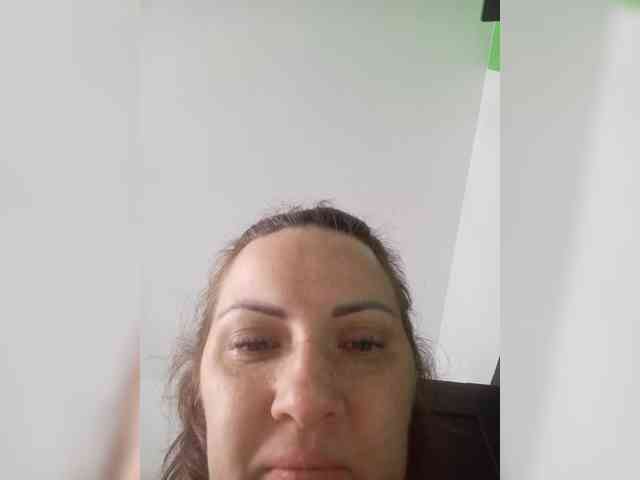 SonyaManya webcam