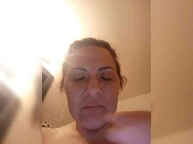 SonyaManya webcam