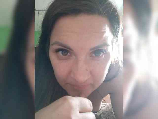 SonyaManya webcam