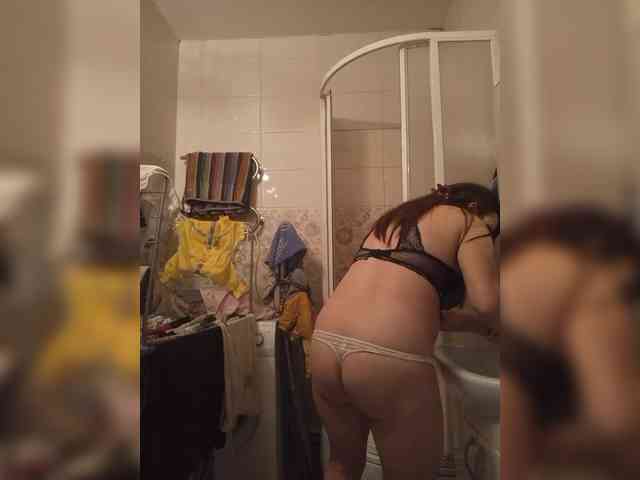 SonyaManya webcam
