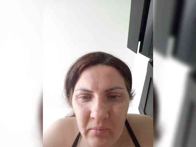 SonyaManya webcam