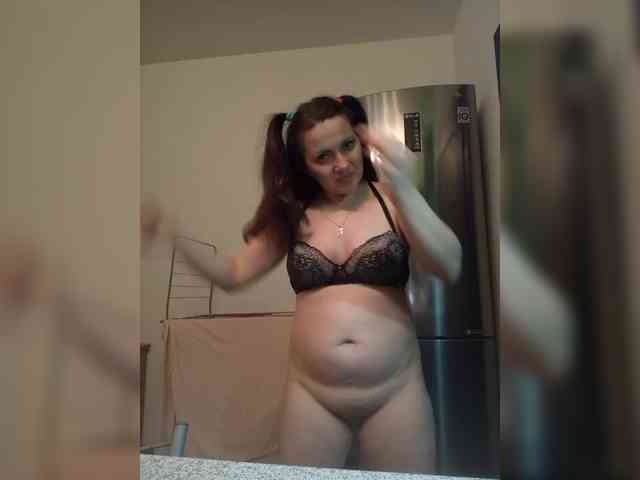 SonyaManya webcam