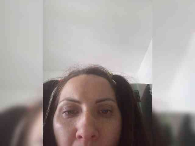 SonyaManya webcam
