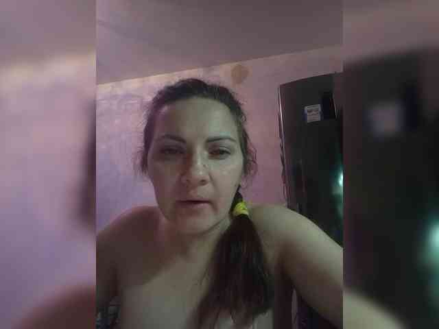 SonyaManya webcam