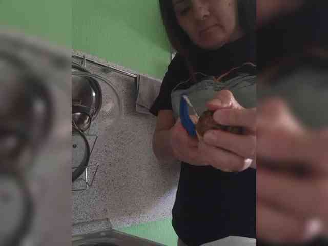 SonyaManya webcam