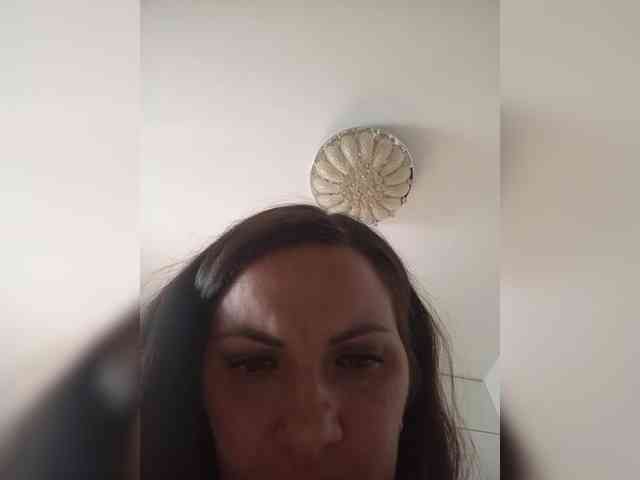 SonyaManya webcam