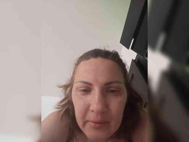 SonyaManya webcam