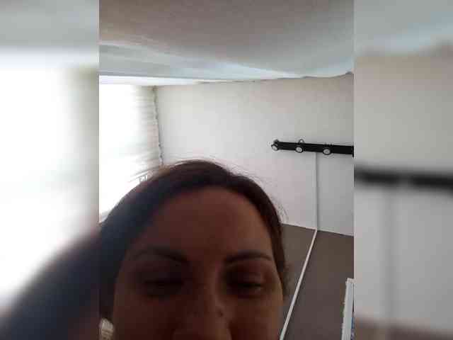 SonyaManya webcam