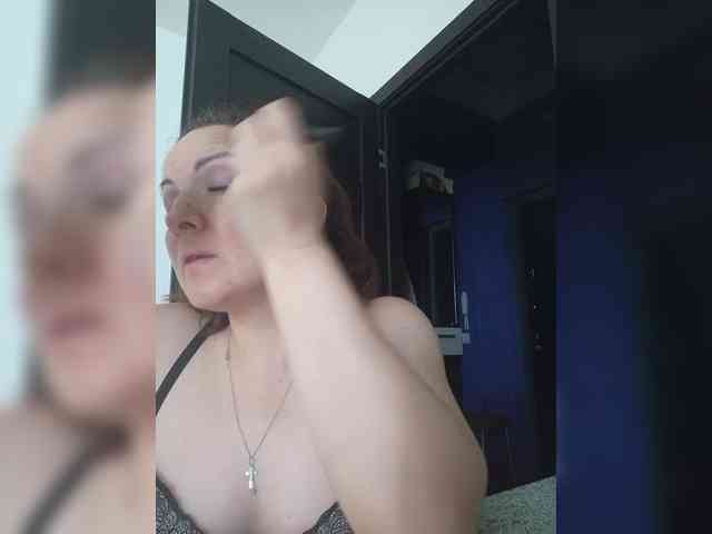 SonyaManya webcam