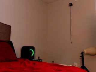 Yiauana Porn Show