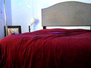 Yiauana Porn Show