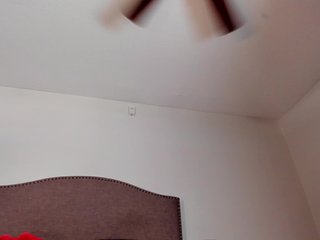 Yiauana Porn Show