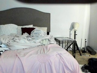 Yiauana Porn Show