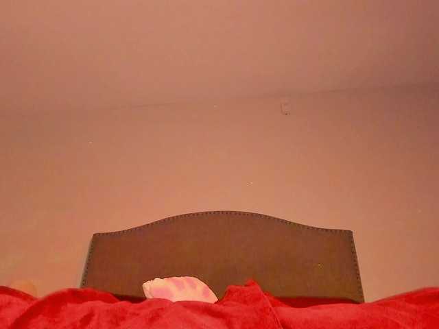 Yiauana's BongaCams show and profile