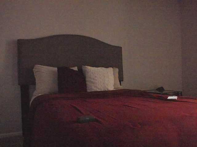 Yiauana's BongaCams show and profile