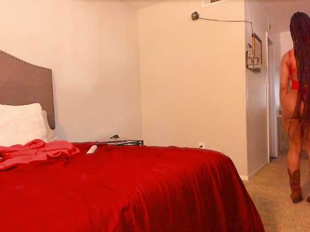 Yiauana's BongaCams show and profile