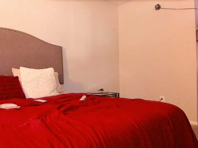 Yiauana's BongaCams show and profile