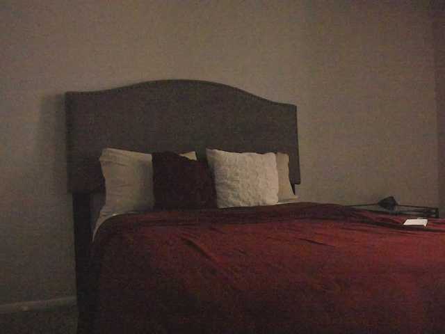 Yiauana's BongaCams show and profile